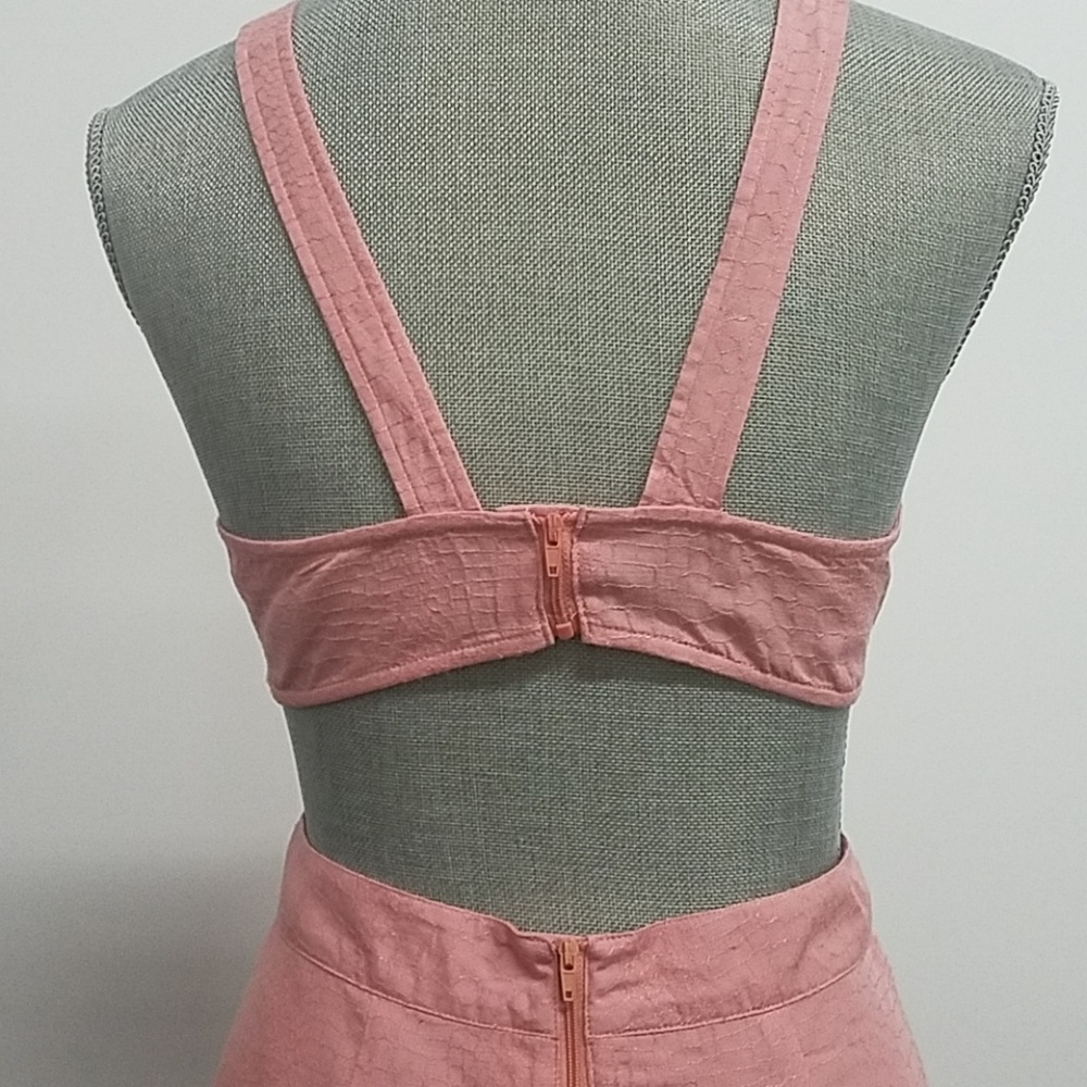 Open Details Back Ruffle Bottom Dress - Picture 5 of 7